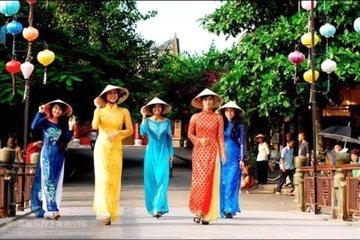 岘港