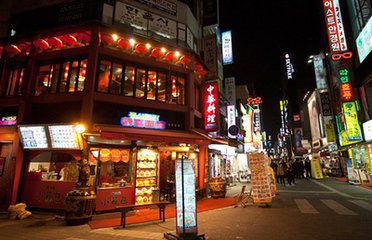 魅力首尔半自助4晚5日游（东航+2天自由活动+市区酒店+乐天世界门票）